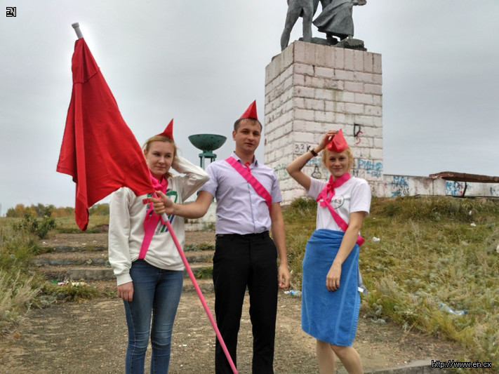 Фото пионеров всегда готов