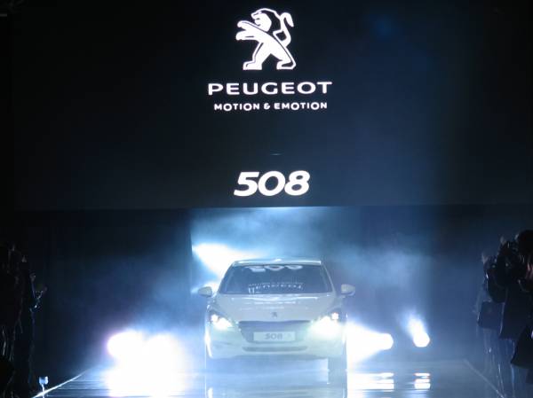 Peugeot508-TransMissia-perw.jpg