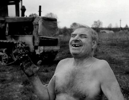 тракторист.смех.jpg